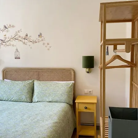 Nenuca Ii, El Paraiso En * Oviedo